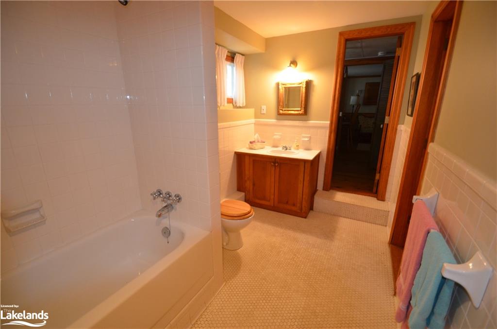 4431 Kawagama Lake Road Property Photo 28