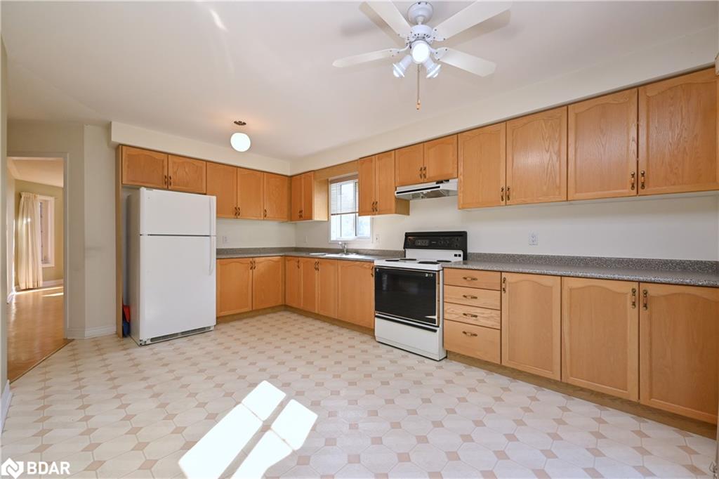 154 King Street S Property Photo 16