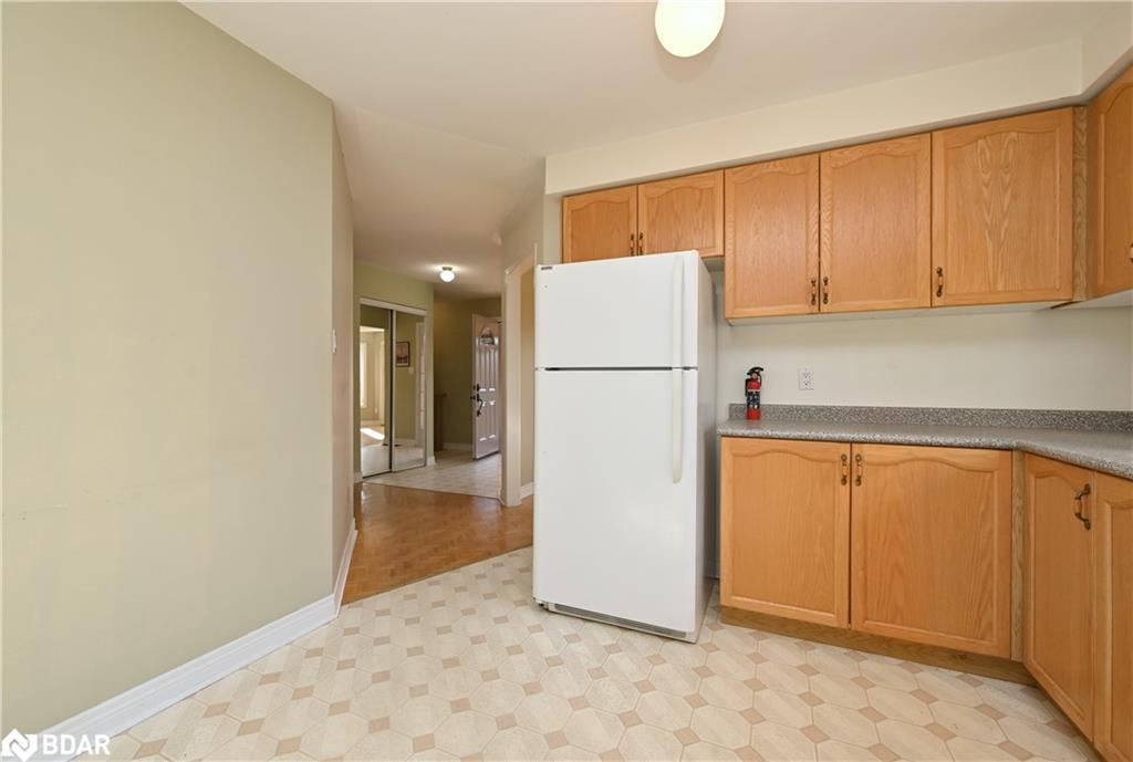 154 King Street S Property Photo 17