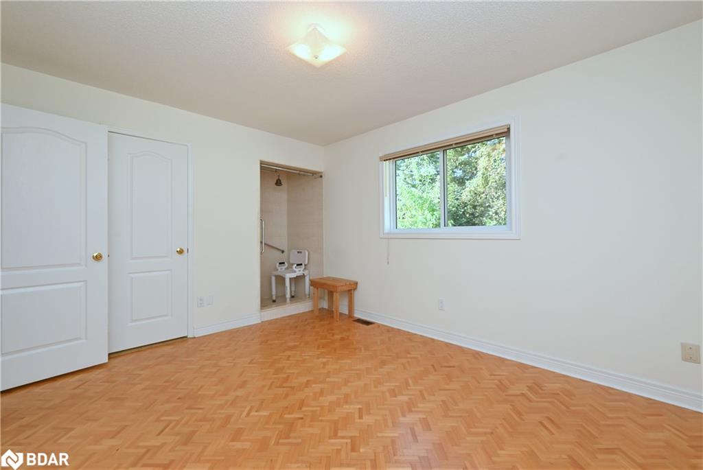 154 King Street S Property Photo 20