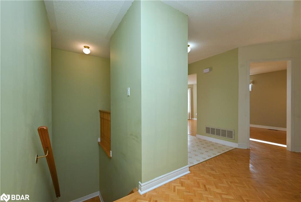 154 King Street S Property Photo 26