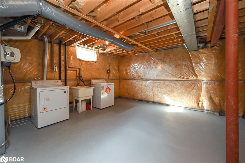 154 King Street S Property Photo 28