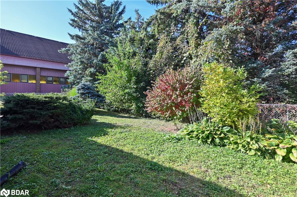 154 King Street S Property Photo 32
