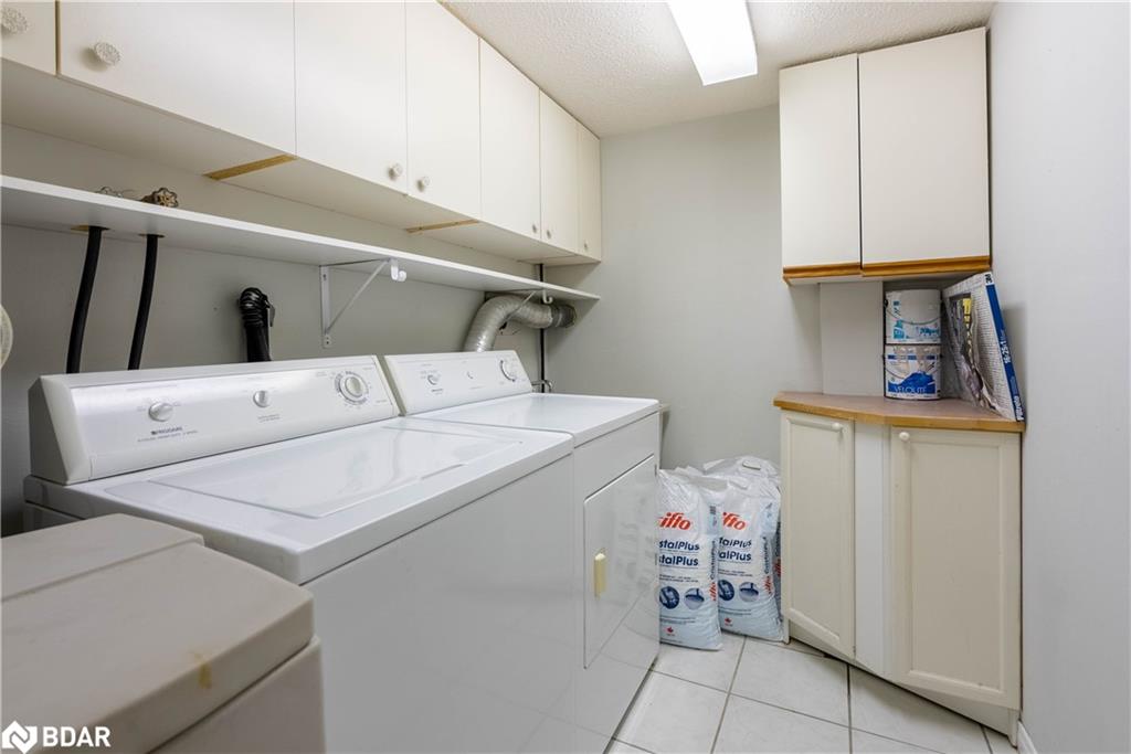 145 Julia Crescent Property Photo 31