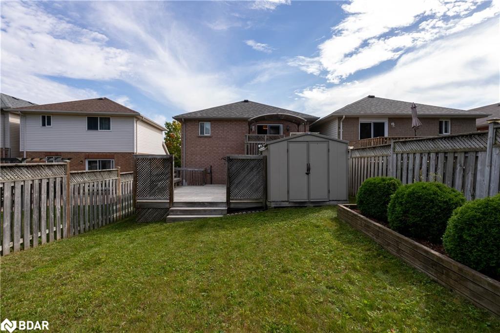 145 Julia Crescent Property Photo 34
