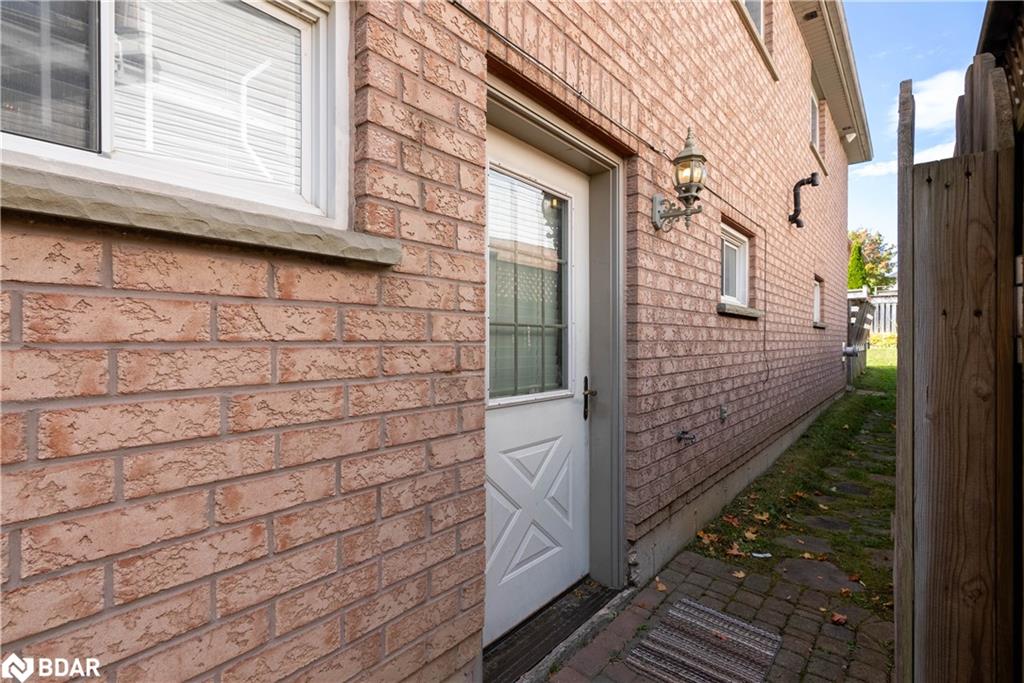145 Julia Crescent Property Photo 36