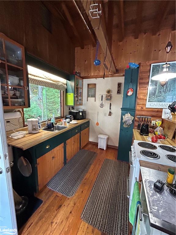 19305 Kawagama - North Shore Property Photo 7