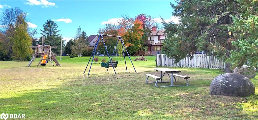 3818 Harry's Lane Property Photo 15