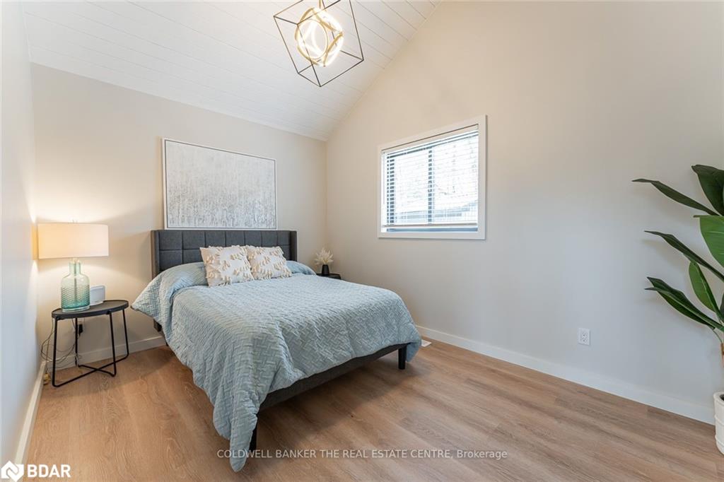 1035 Graydon Lane Property Photo 24