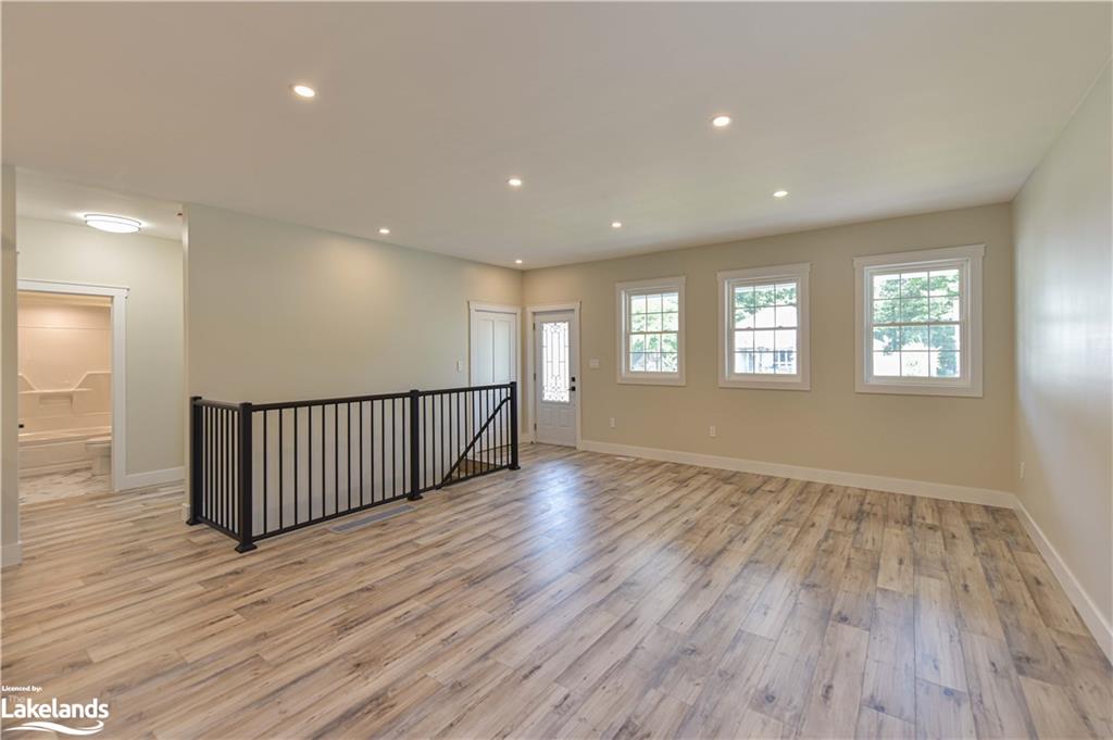 6 Kingbrook Court Property Photo 7