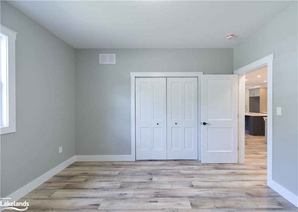 6 Kingbrook Court Property Photo 18