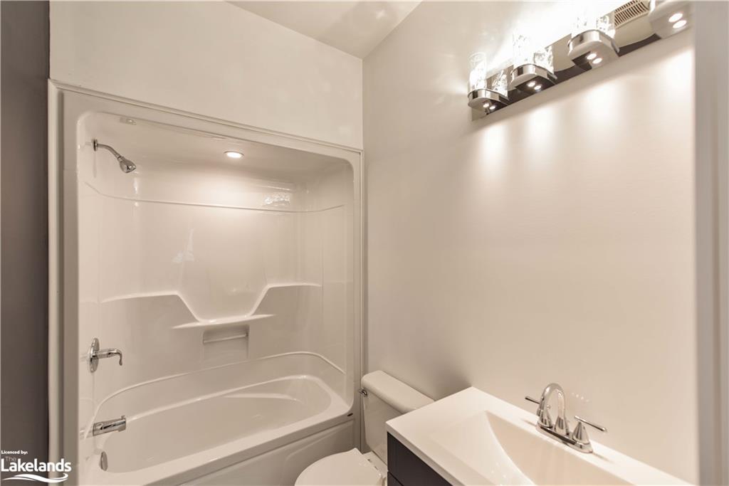6 Kingbrook Court Property Photo 24