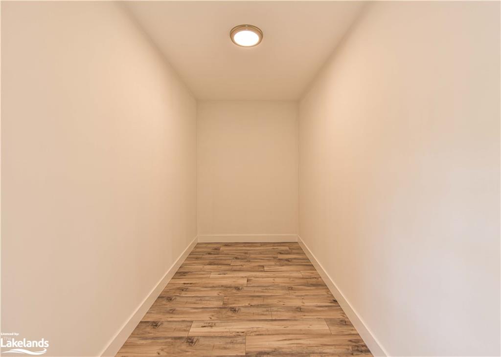 6 Kingbrook Court Property Photo 29