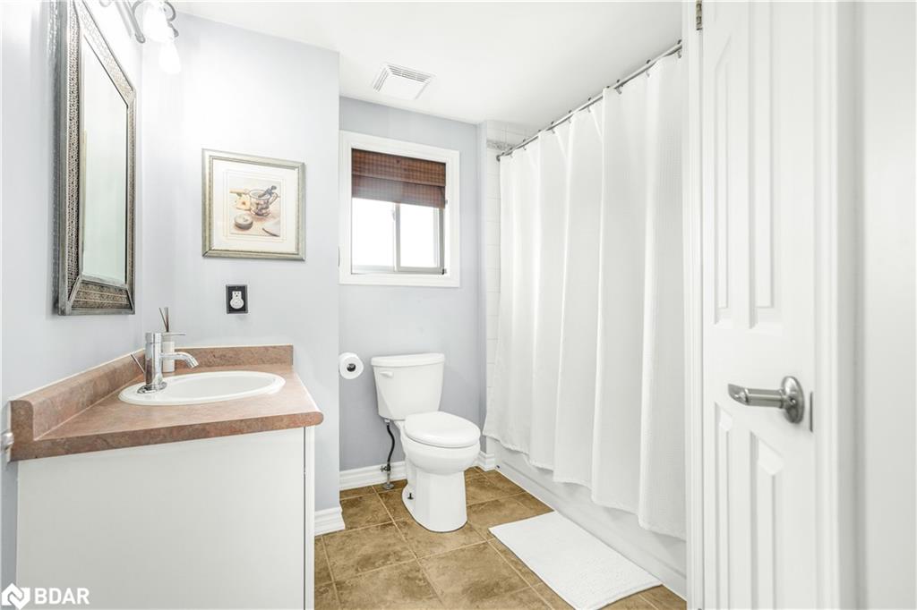 20 Silver Maple Crescent Property Photo 17