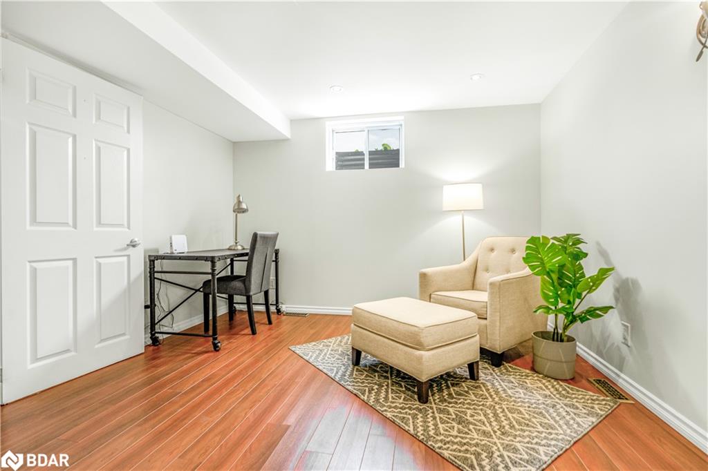 20 Silver Maple Crescent Property Photo 21
