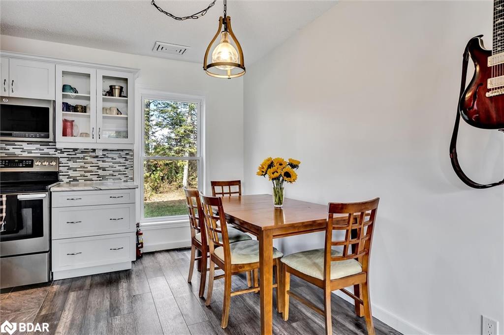 10 Elm Street Property Photo 8