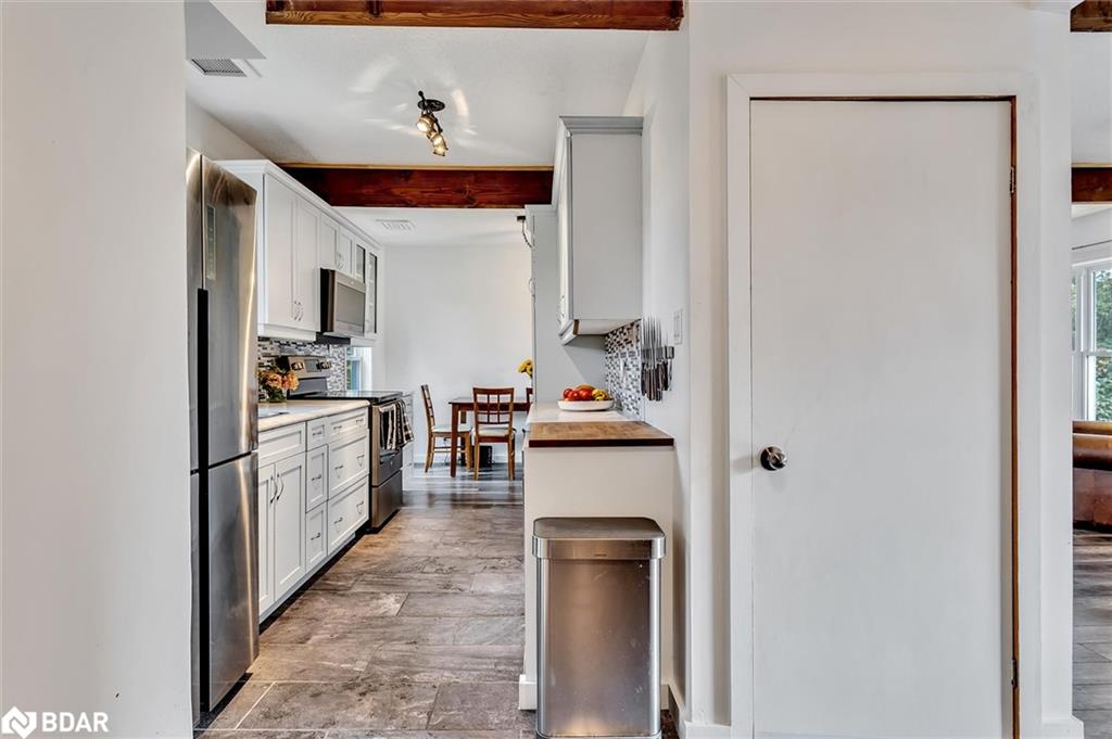 10 Elm Street Property Photo 14