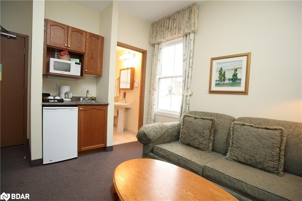 1 Berczy Street Property Photo 24