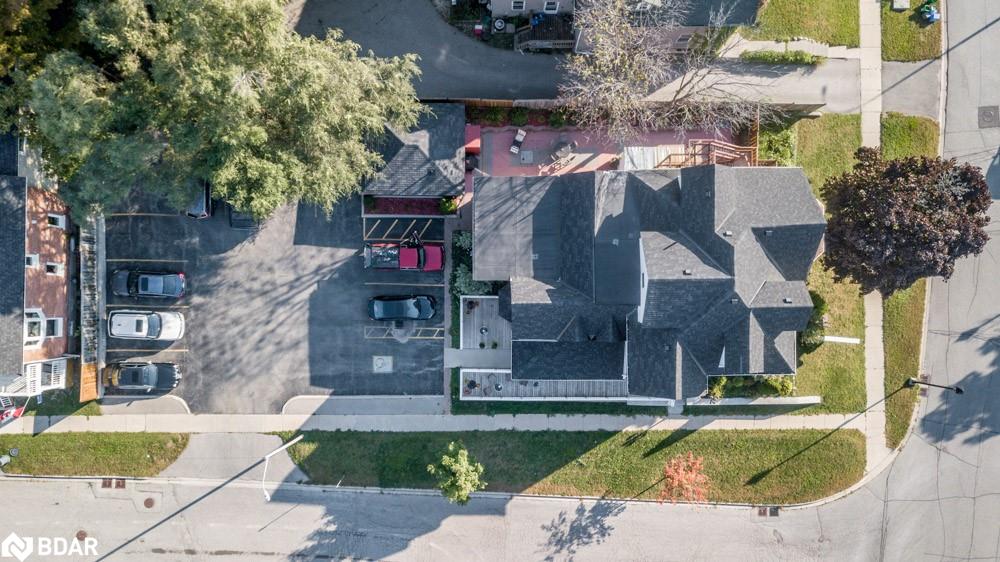 1 Berczy Street Property Photo 37