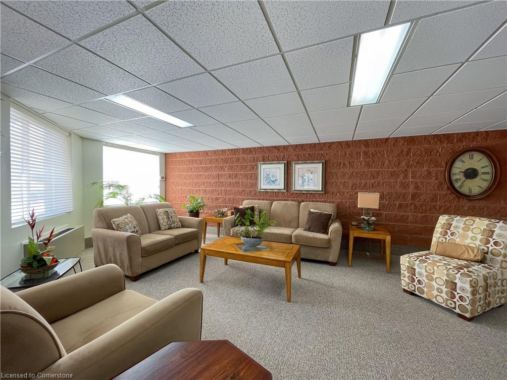 405-17 Mill Pond Court Property Photo 8