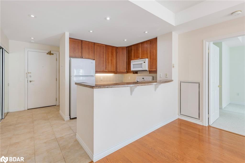 404-6 Toronto Street Property Photo 10