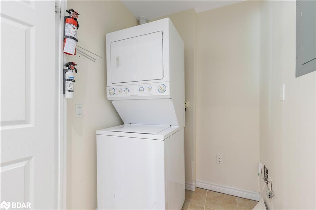 404-6 Toronto Street Property Photo 16