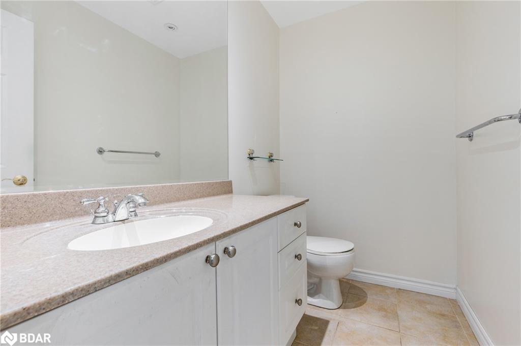 404-6 Toronto Street Property Photo 17