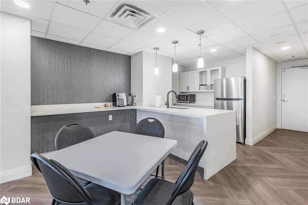 404-6 Toronto Street Property Photo 20