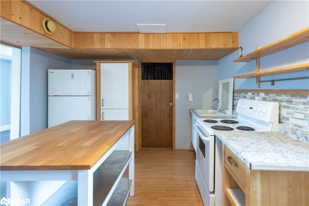 14 Eleanor Road Property Photo 19