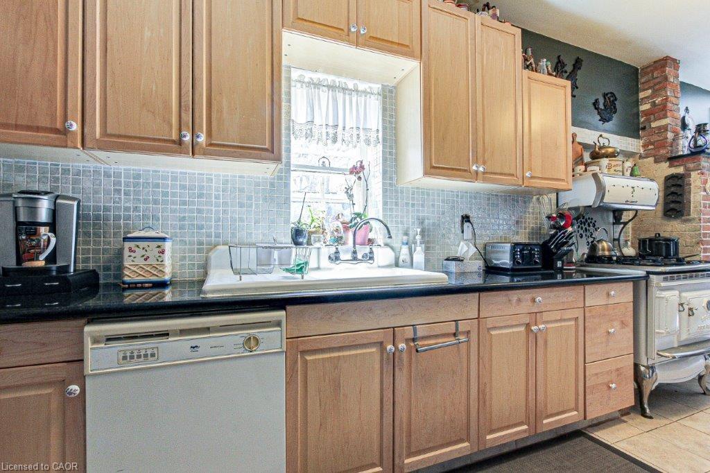 158 Townline Street Property Photo 19