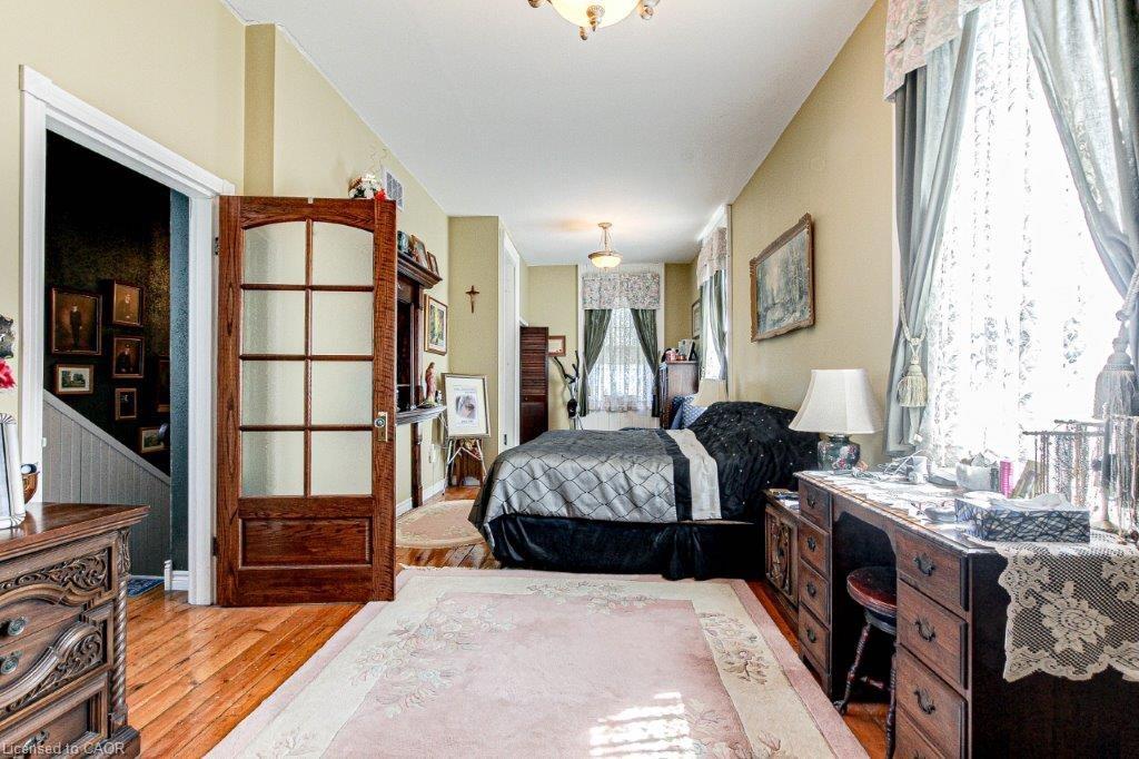 158 Townline Street Property Photo 25