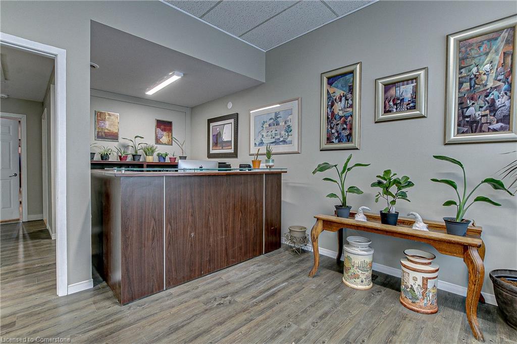 1025 Bay Street Property Photo 1