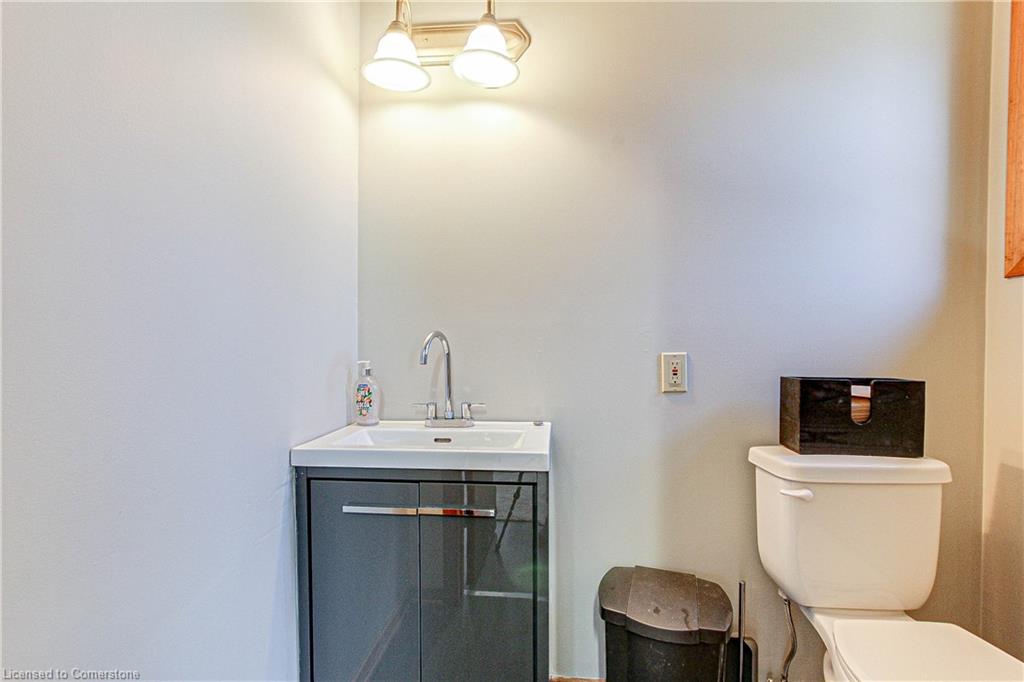 1025 Bay Street Property Photo 15