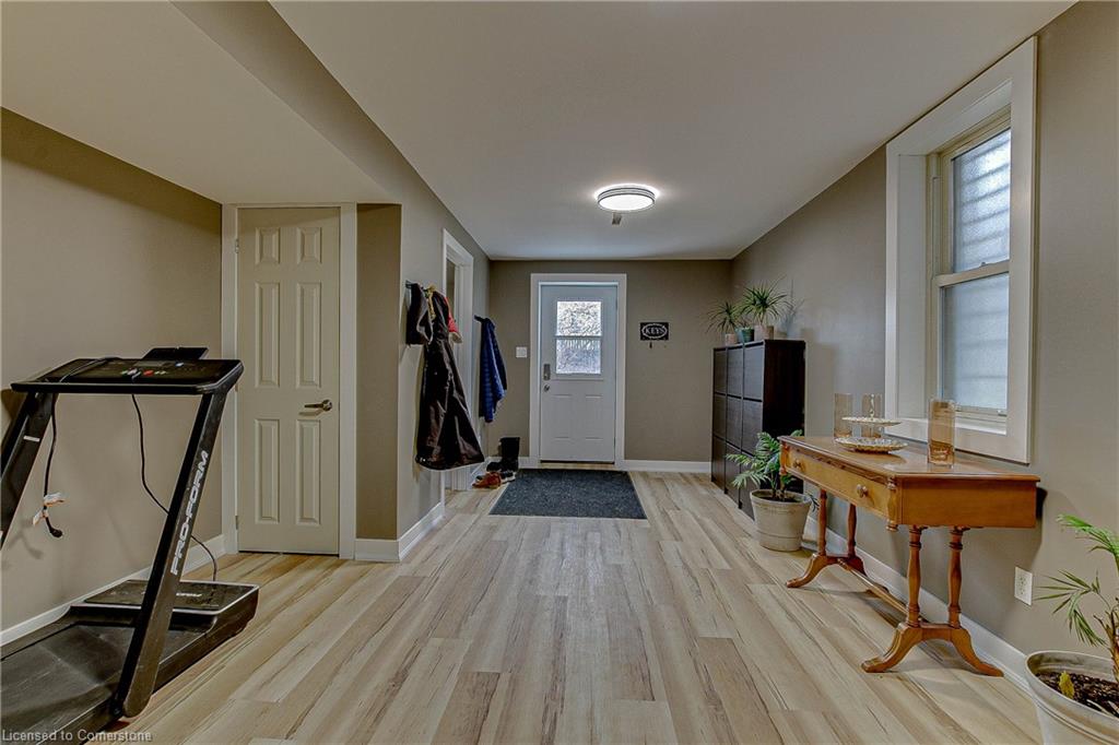 1025 Bay Street Property Photo 17
