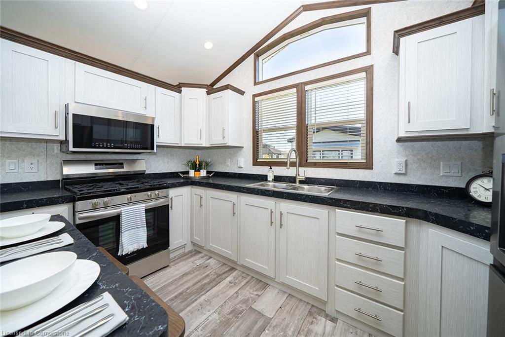 20-92 Clubhouse Road Property Photo 17