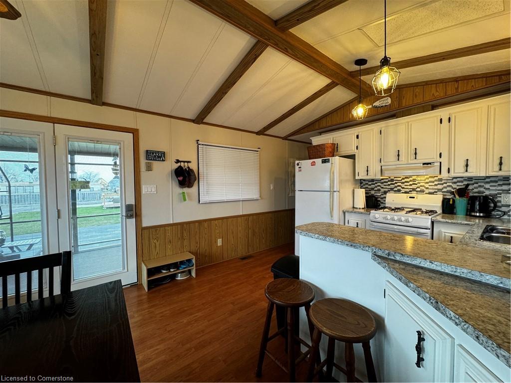 51-92 Clubhouse Road Property Photo 7