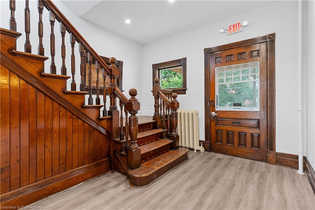 18 Weber Street W Property Photo 4