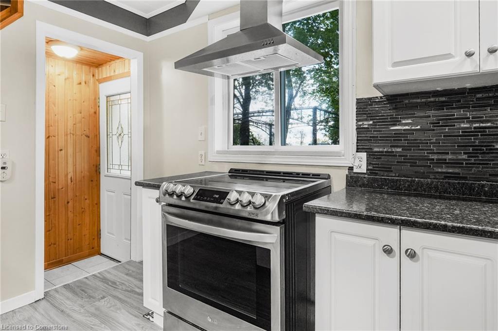 3569 Old Montreal Road Property Photo 10