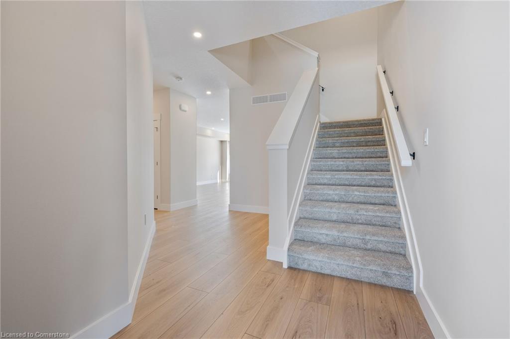 51 Amber Street Property Photo 5