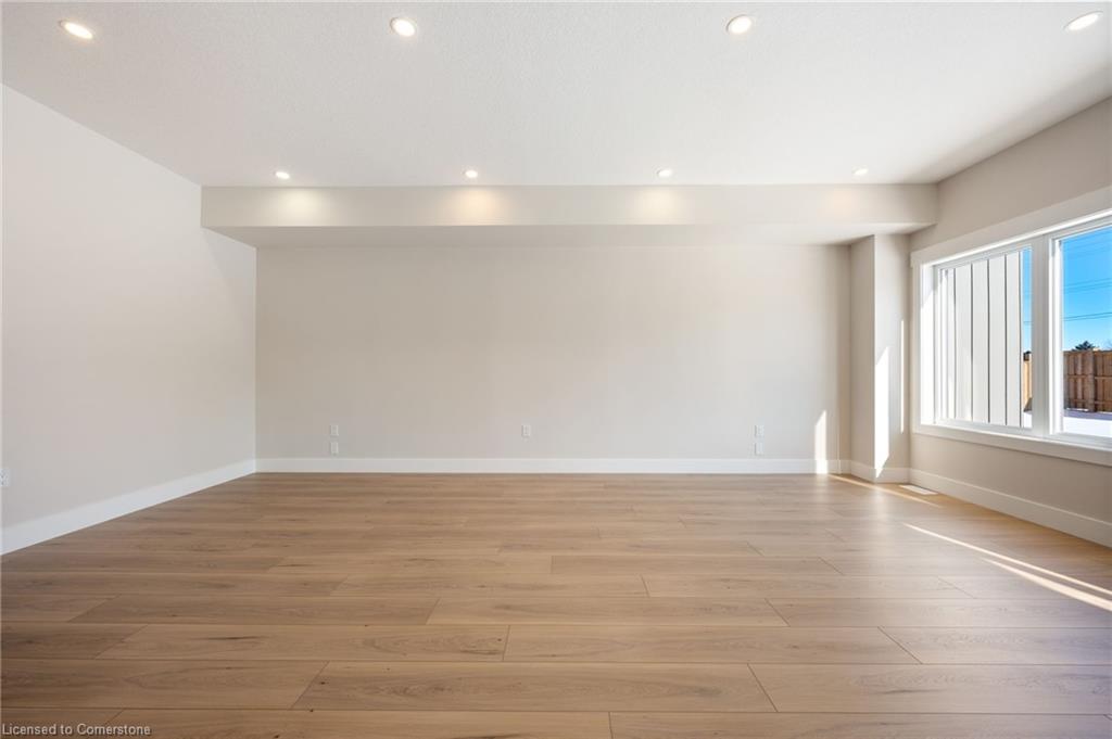 51 Amber Street Property Photo 7