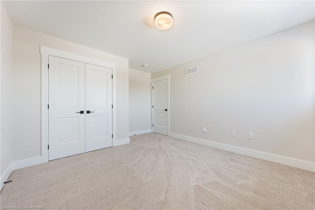 51 Amber Street Property Photo 27