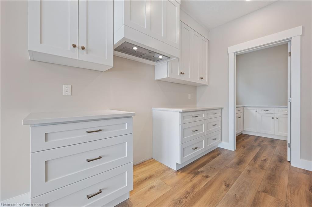 135 Gibbons Street Property Photo 11