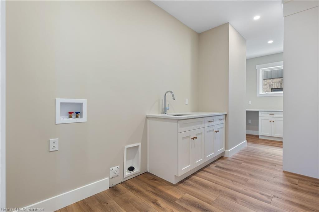 135 Gibbons Street Property Photo 31