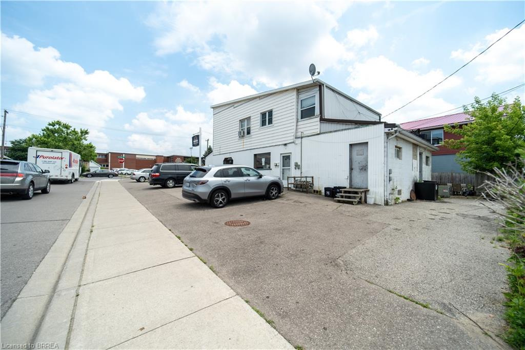 380 James Street Property Photo 3