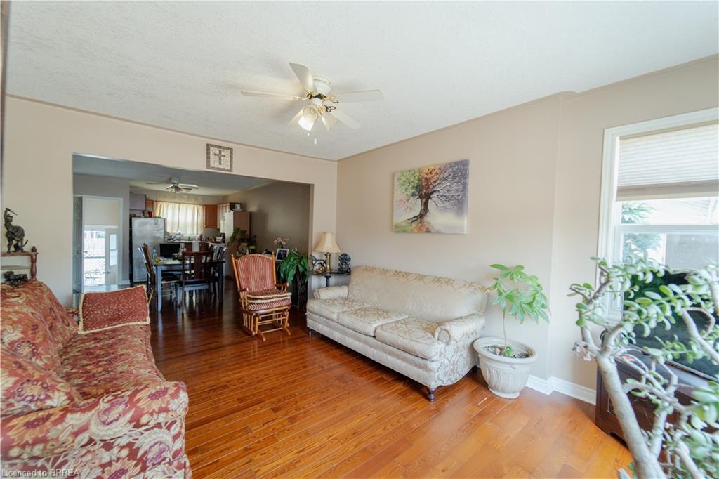 380 James Street Property Photo 10