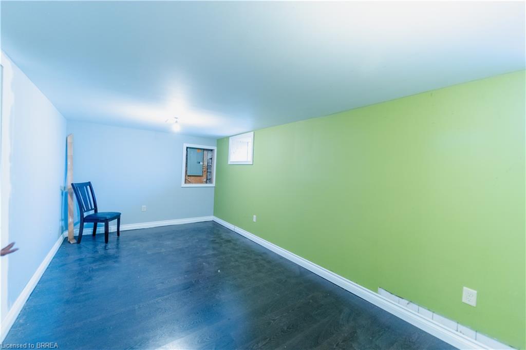 380 James Street Property Photo 17