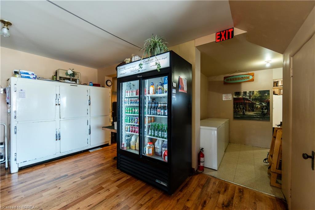 380 James Street Property Photo 25