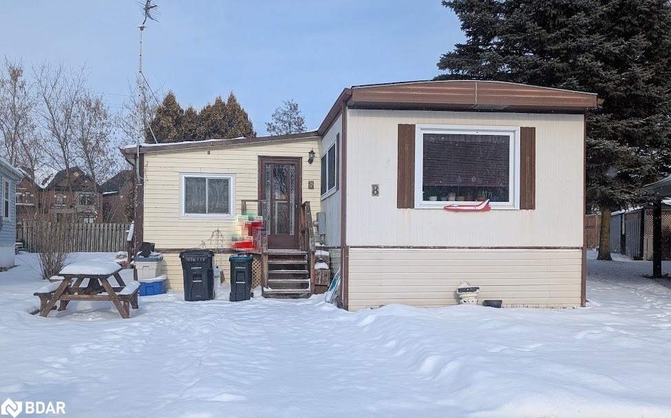8 Elmwood Court Property Photo