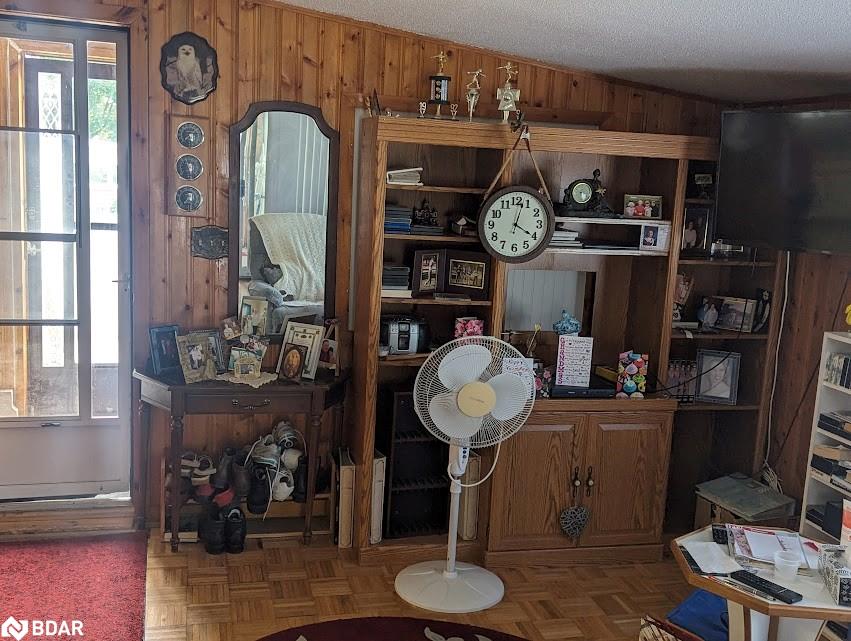 8 Elmwood Court Property Photo 11