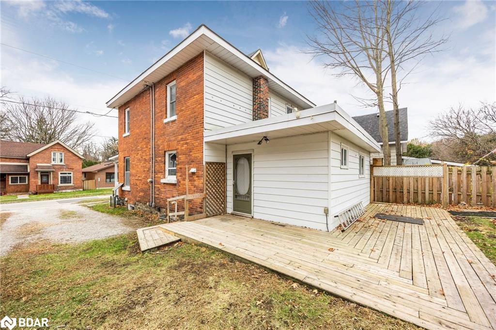 232 Mary Street Property Photo 1